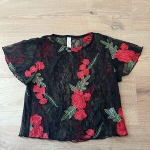 Floral Lace Black Top